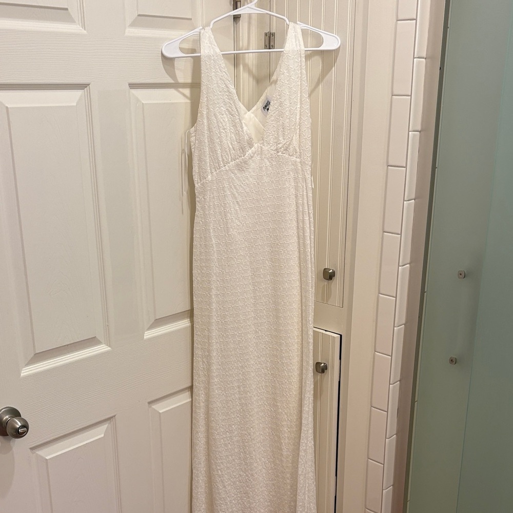 Princess Polly Ivory Sleeveless Gown
